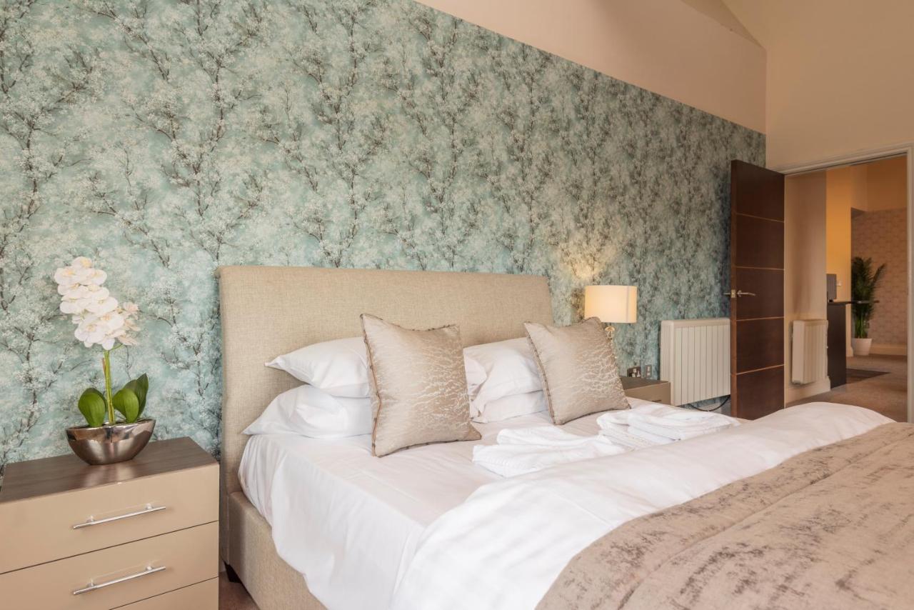 Heritage Serviced Suites - Serviced Apartments Huddersfield Eksteriør billede