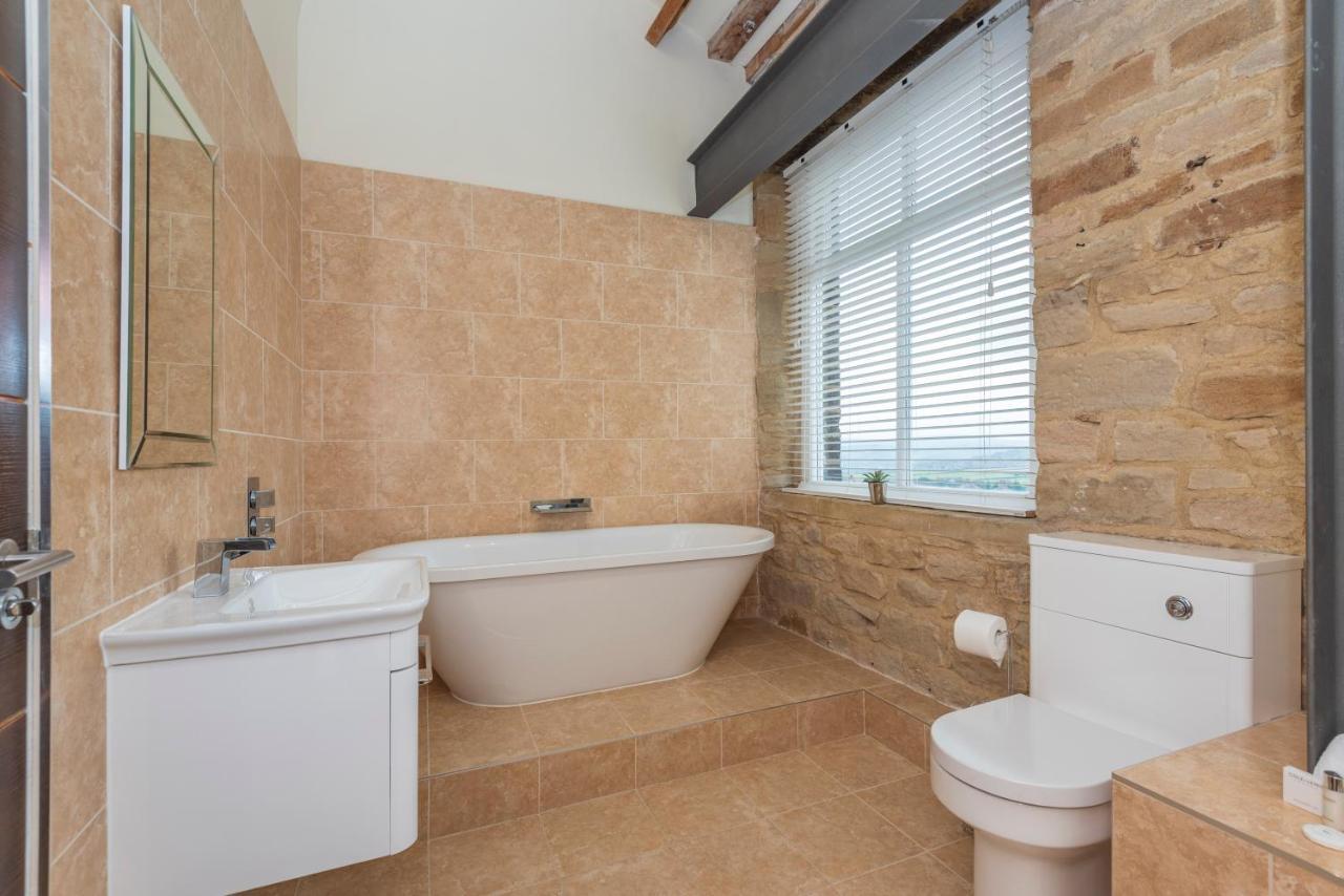 Heritage Serviced Suites - Serviced Apartments Huddersfield Eksteriør billede