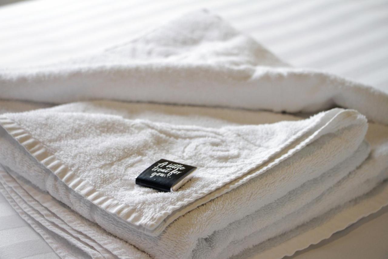 Heritage Serviced Suites - Serviced Apartments Huddersfield Eksteriør billede